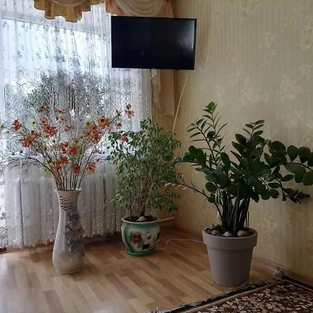 Апартаменти В Центрі Міста Kamianets-Podilskyi Exterior photo